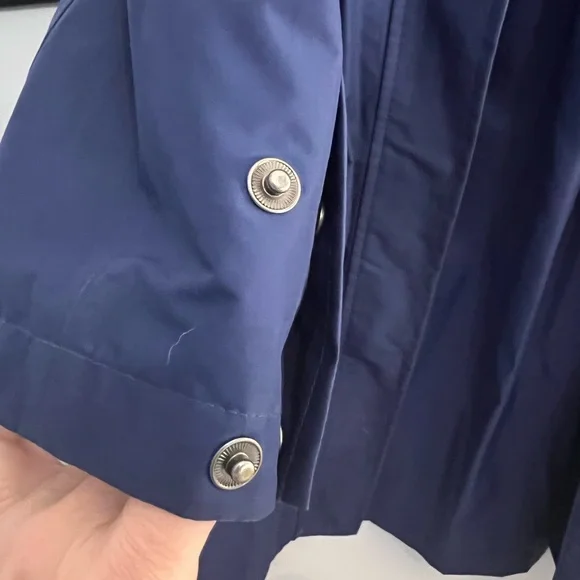 L.L. Bean Women's Navy Rain/Trench Coat with hood, women’s size L - Picture 8 of 10